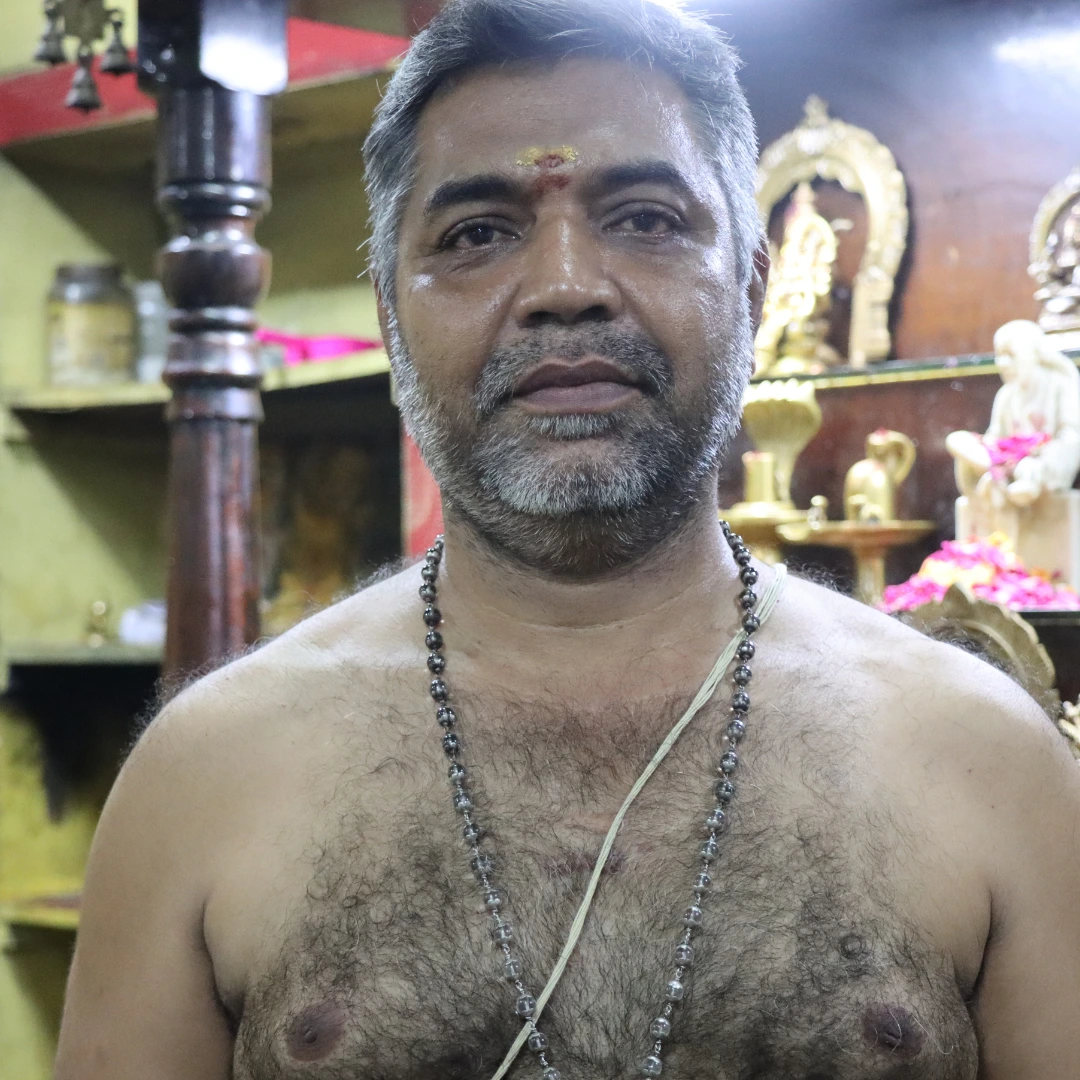 Swaminathan - Vedic Priest at Aadhesh Temple